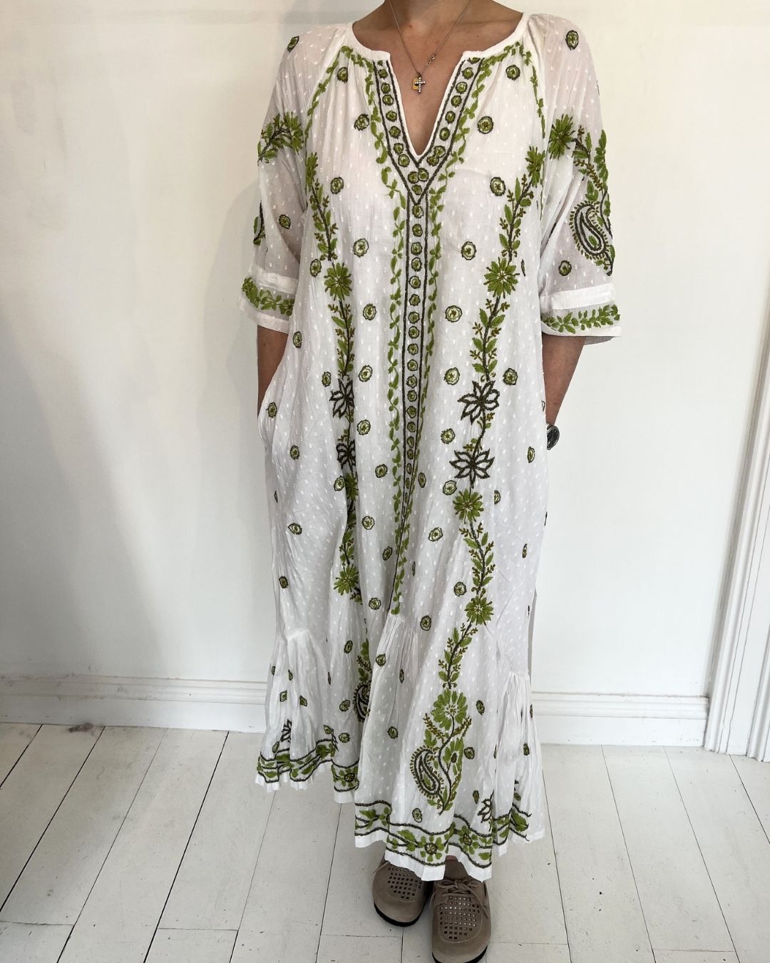 Handprint Dream Apparel Grace Dress in White Green
