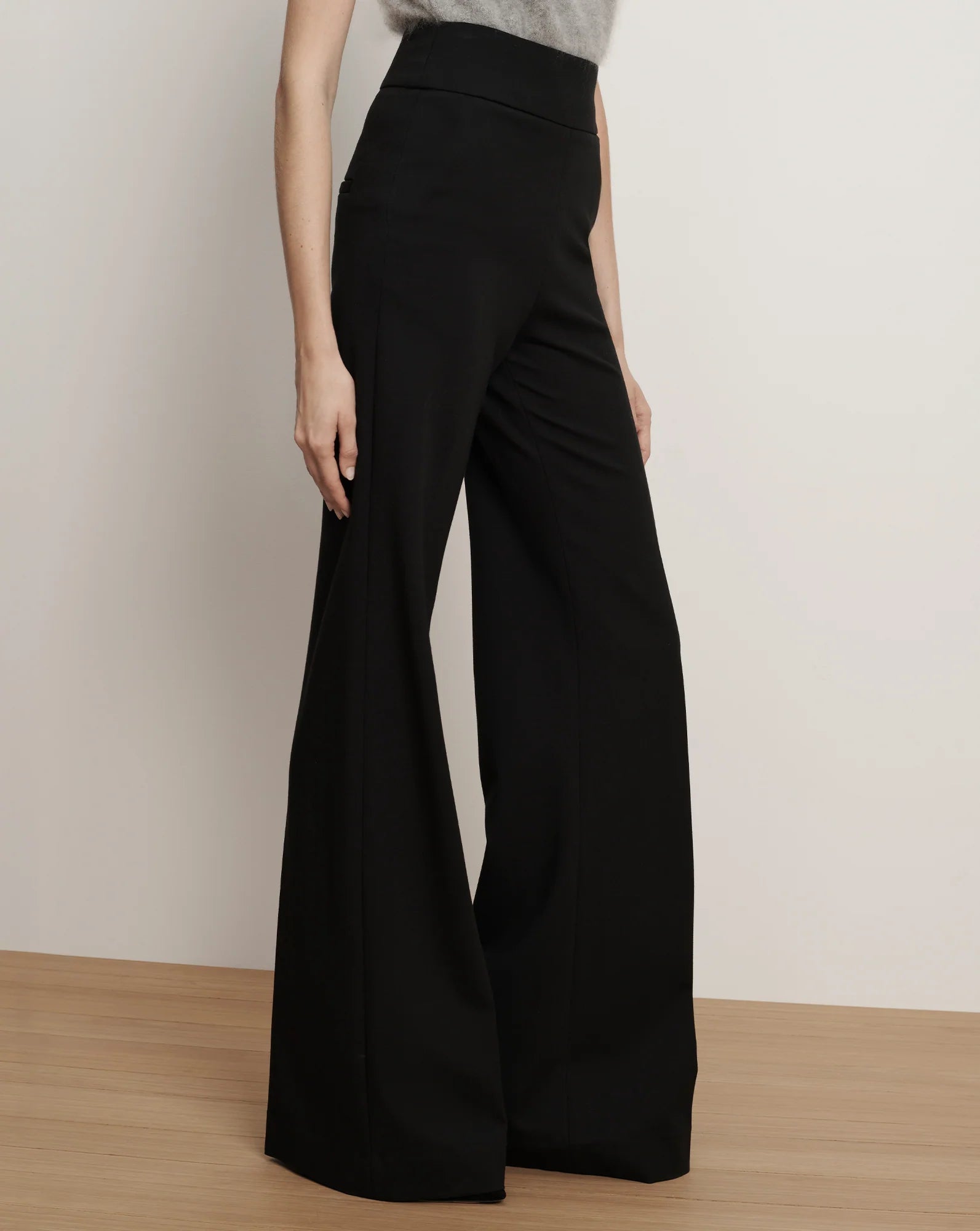 Veronica Beard Kalinda Pant in Black