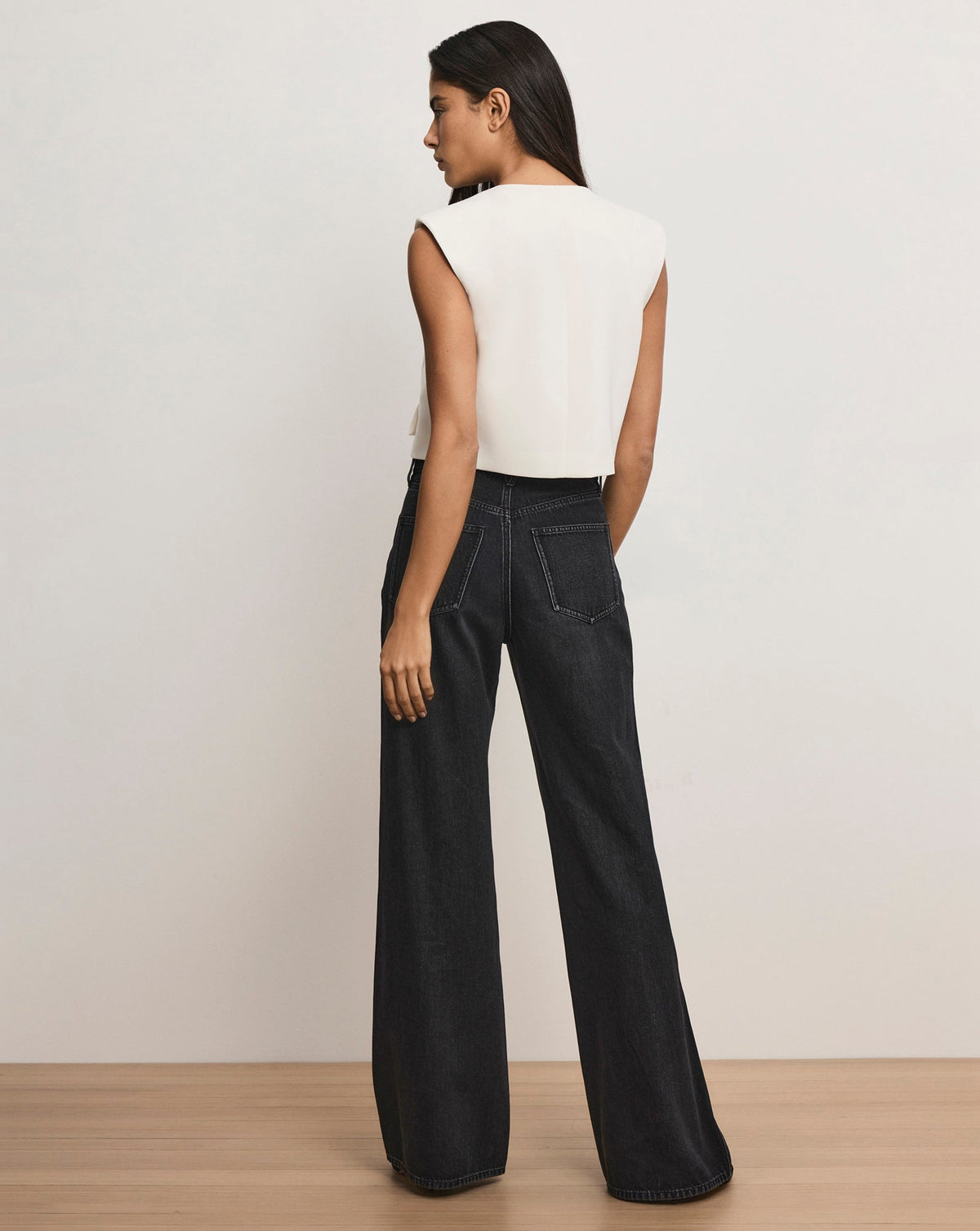 Veronica Beard Cliffwood Vest in Dove