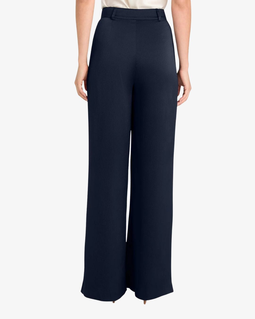 Cinq à Sept Marne Trouser in Navy