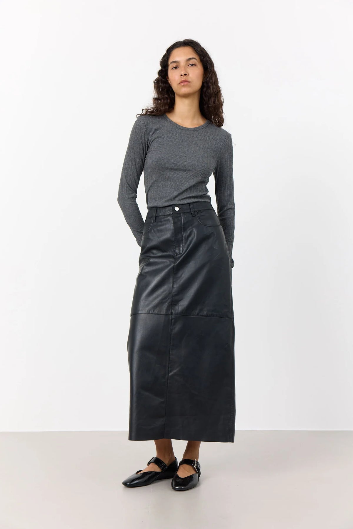 LR Globa Leather Skirt in Black
