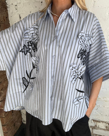 Essentiel Antwerp Jonkoe 3D Flower Shirt - Electric Cyan