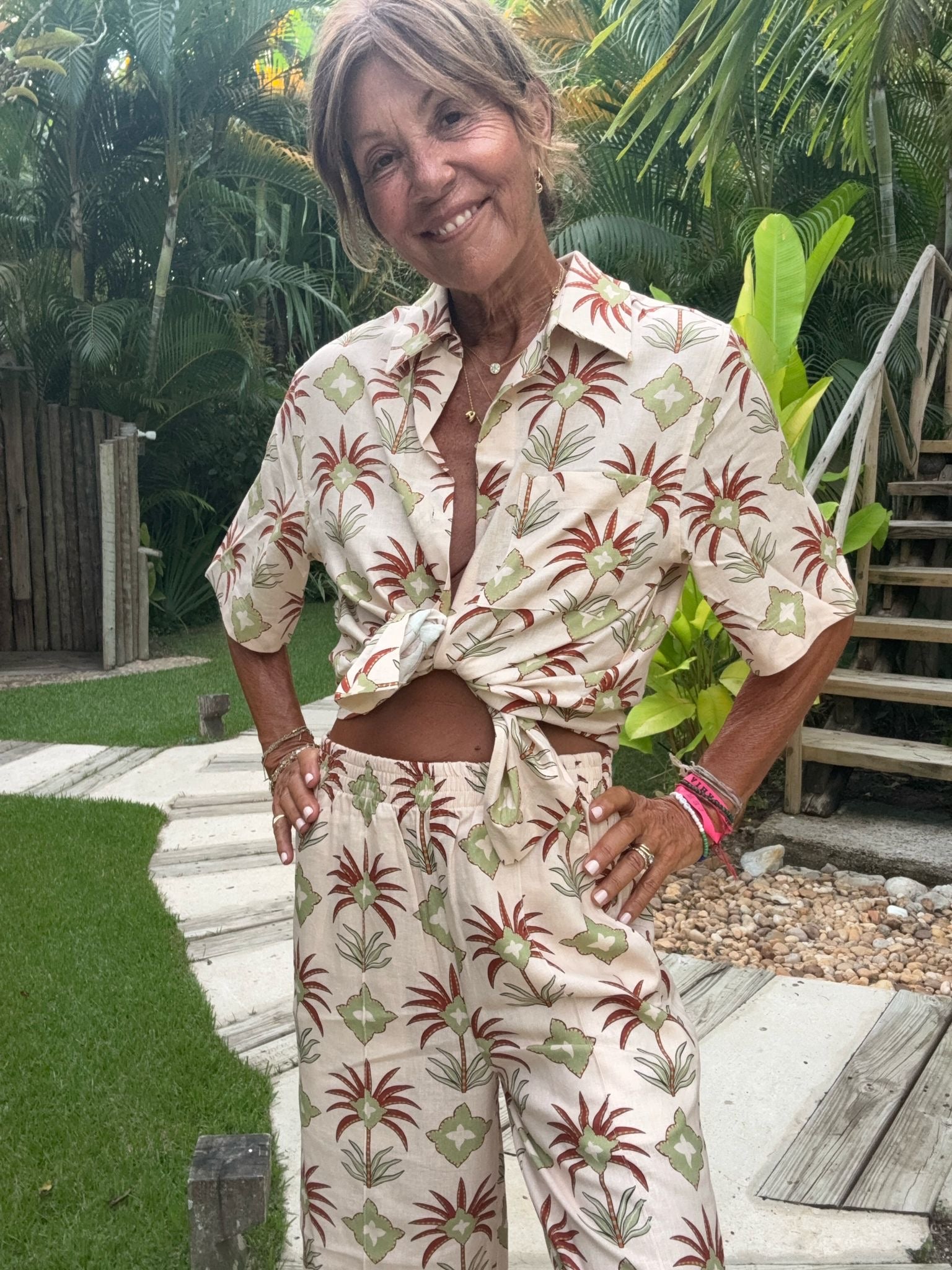 Primrose Park Mia Resort Shirt in Maxi Palm Cream