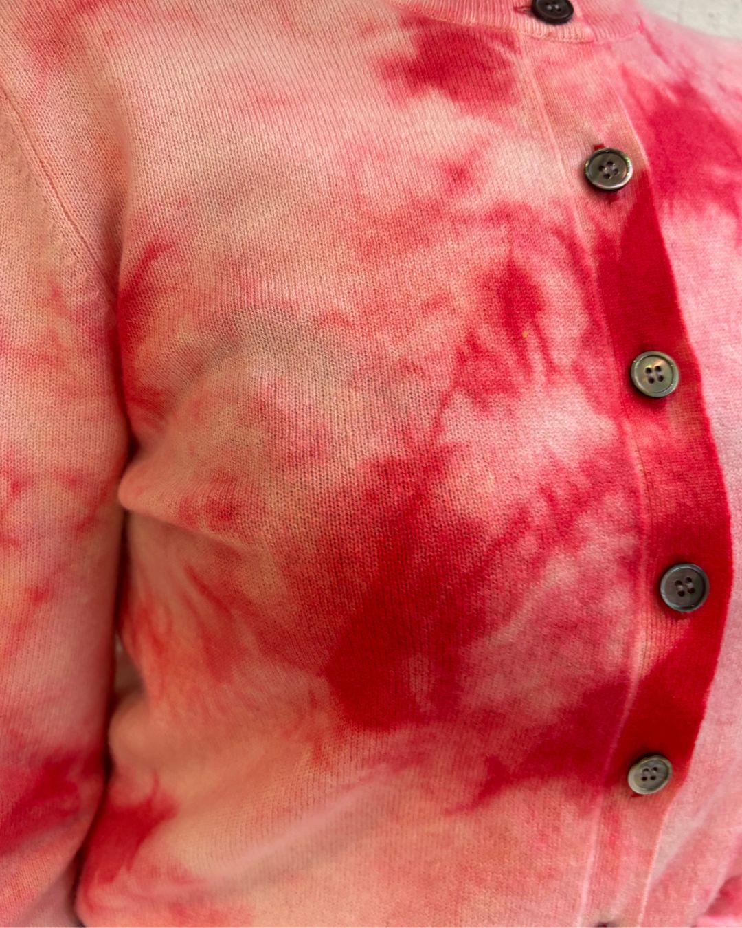 Jumper 1234 Batik  Cardigan in Marshmallow, Candy