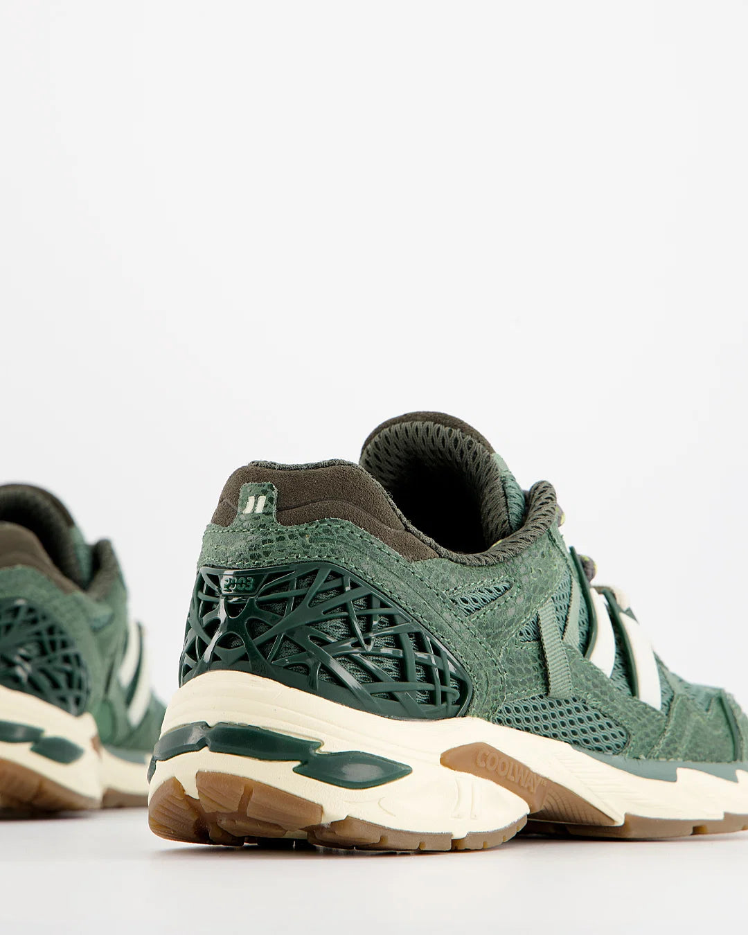 Coolway 2003 Sneakers - White, Green
