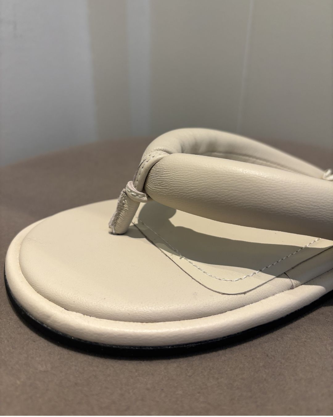 SELECTED Freja Flip Flop in Egret