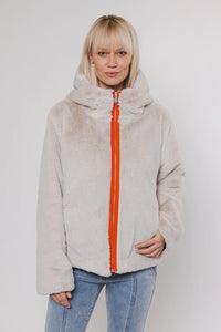 You added <b><u>R&P Aviva Reversible Jacket in Birch, Birch</u></b> to your cart.