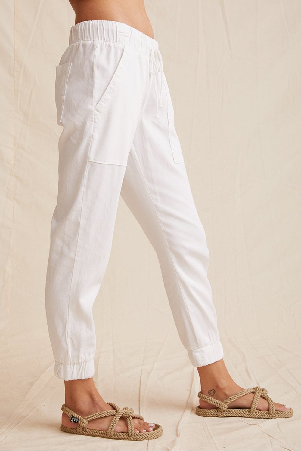 Bella Dahl Pocket Jogger in White