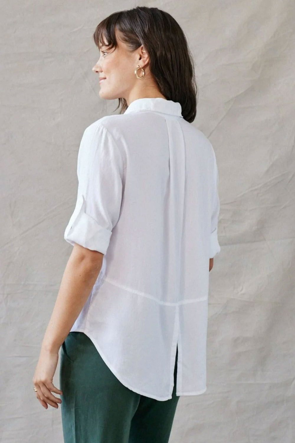 Bella Dahl Split Back Button Shirt in White