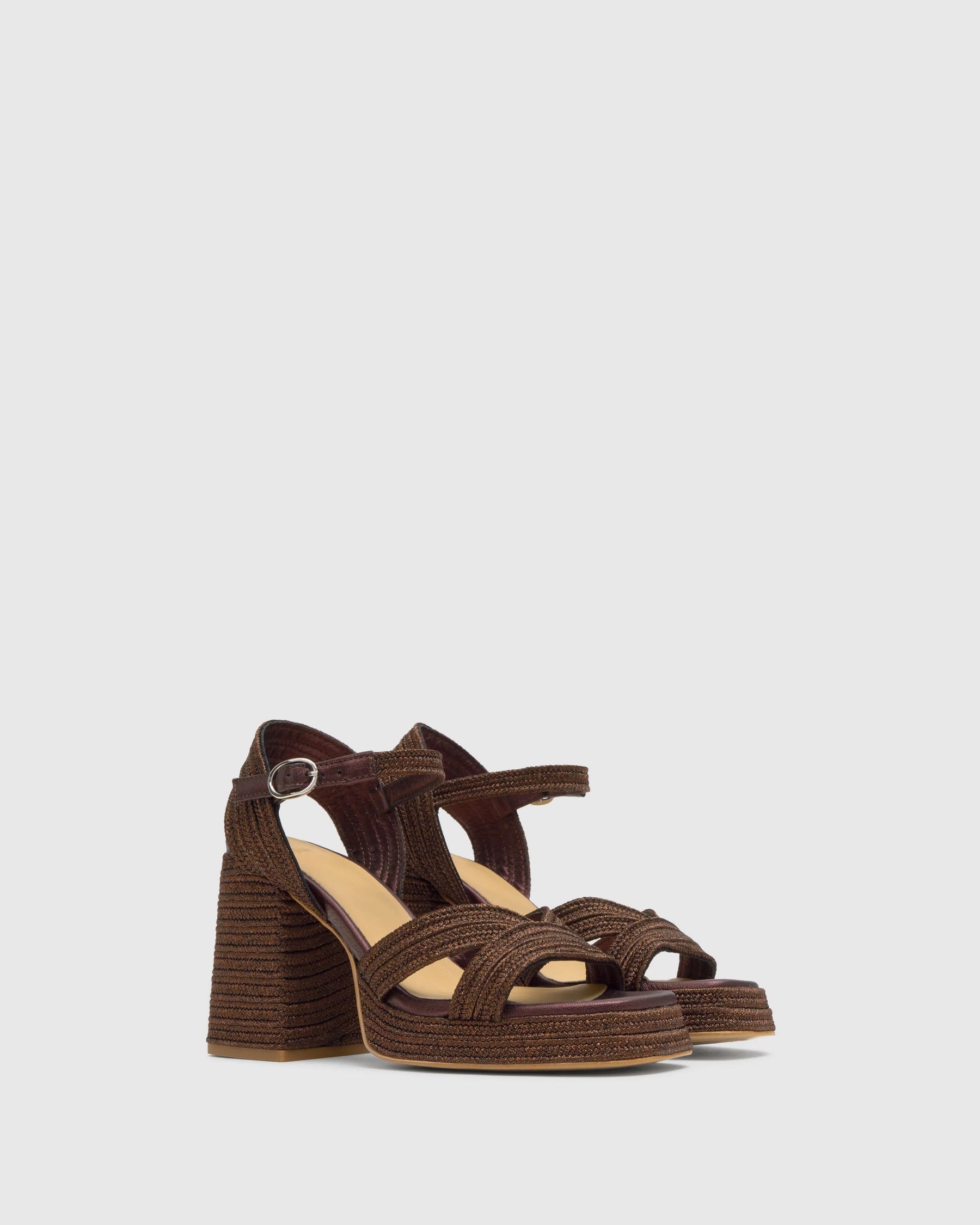 Castaner Valle in Brown