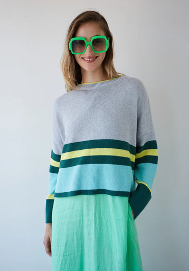 DR BLOOM Dusk Sweater in Grey