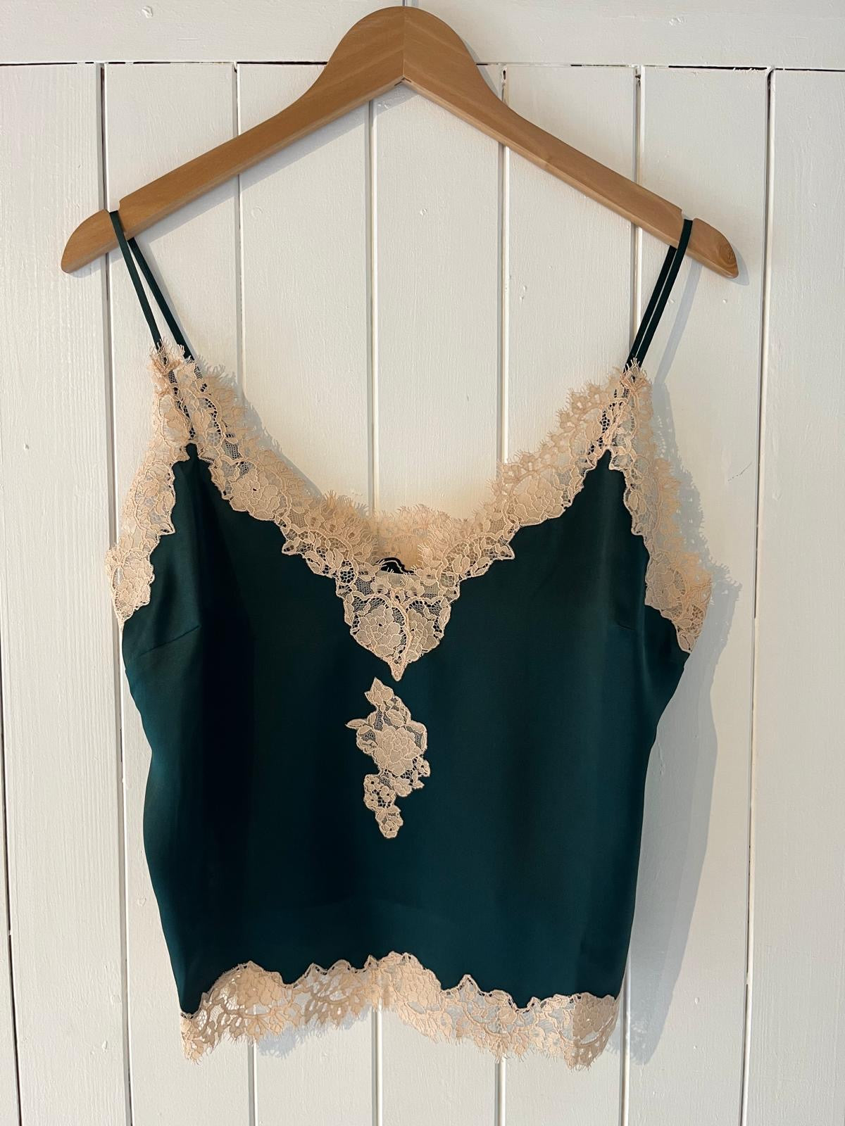 DÔEN Kira Silk Lace-Trim Camisole - Scarab