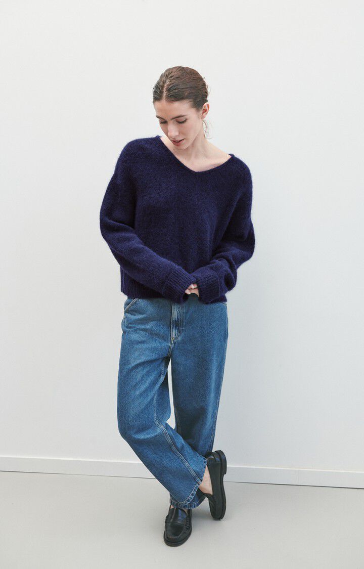 AV East 18 Knit in Navy