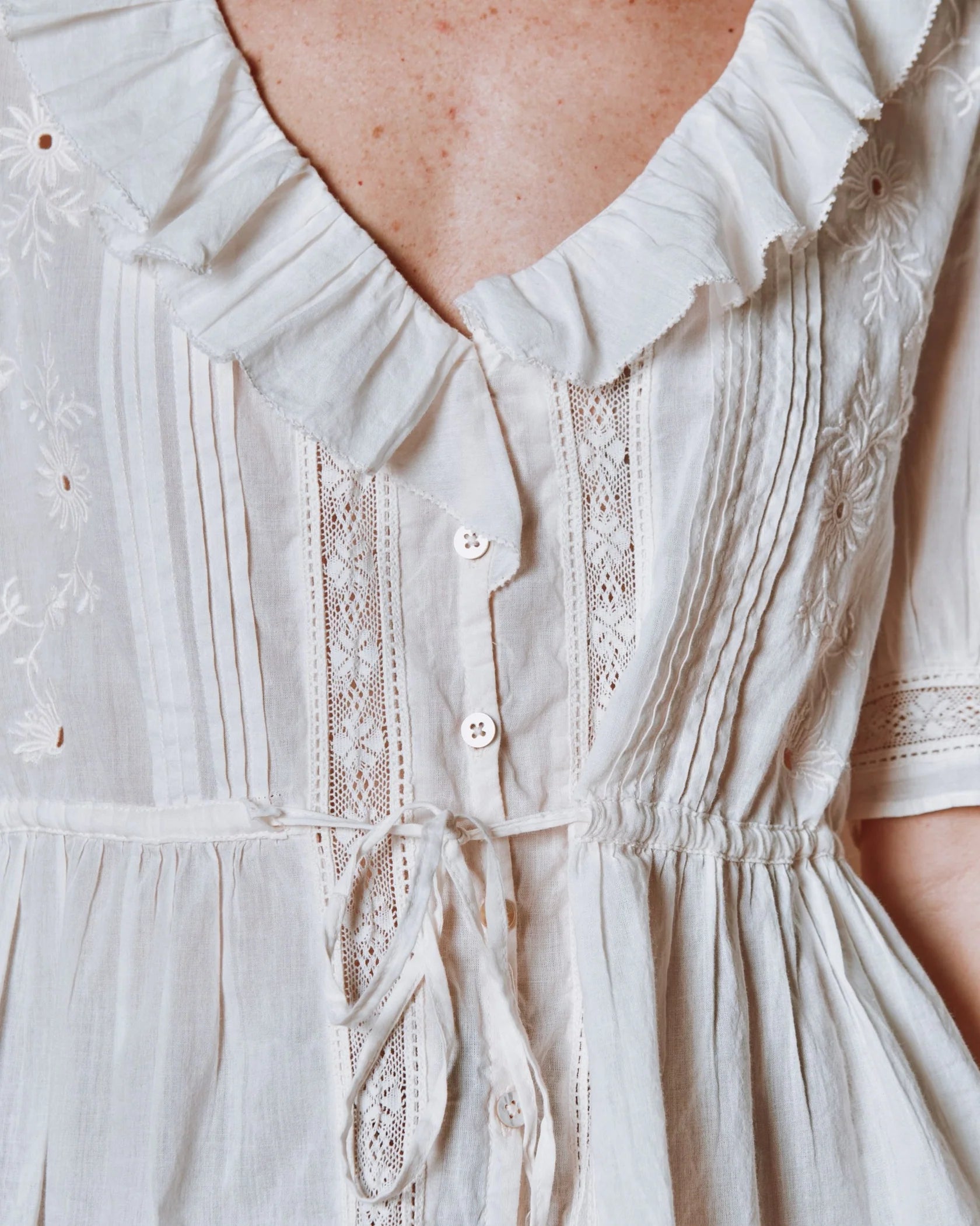 Emile & Ida Damoiseau Vintage Blouse in  Creme