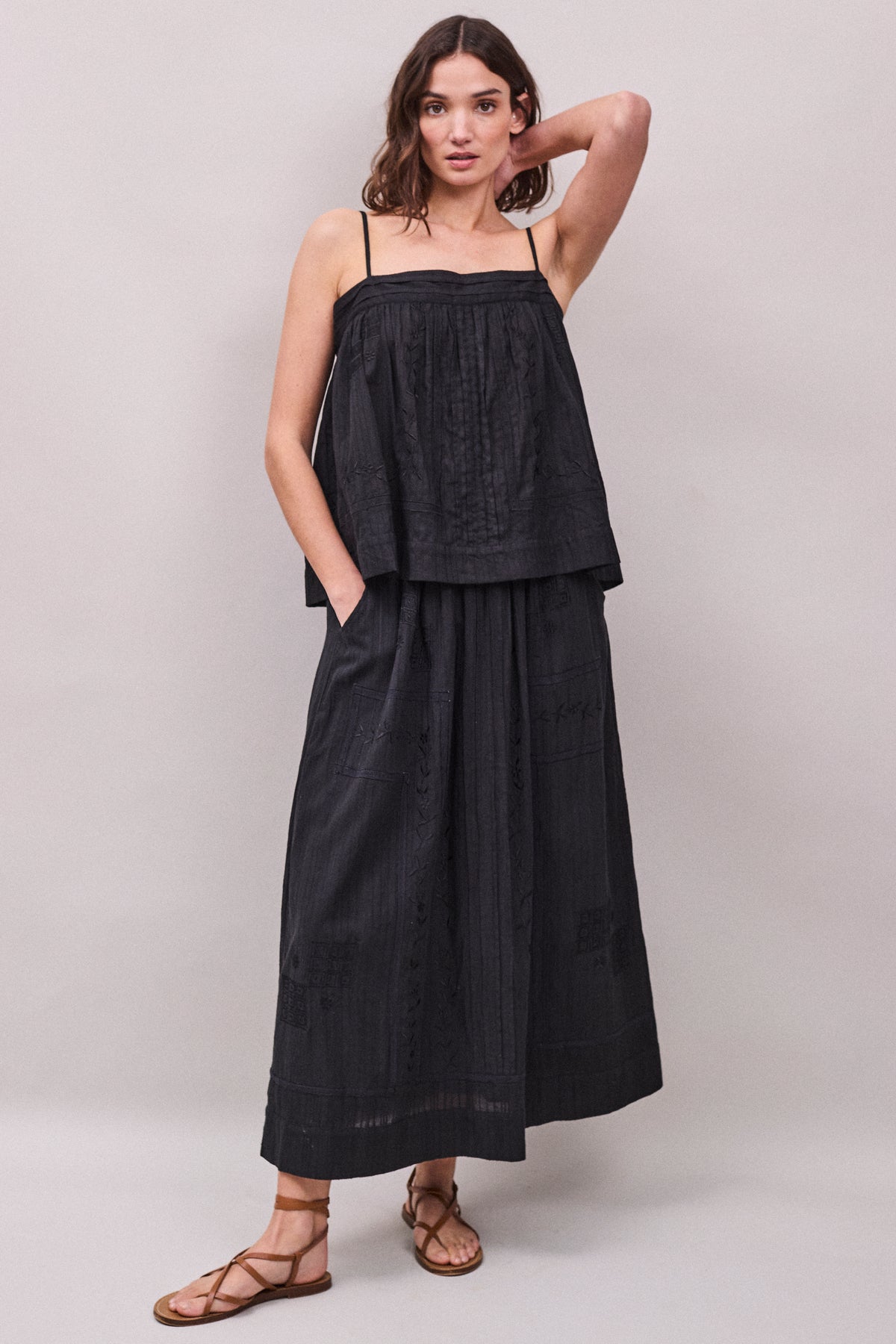 Faune Arta Cami in Black