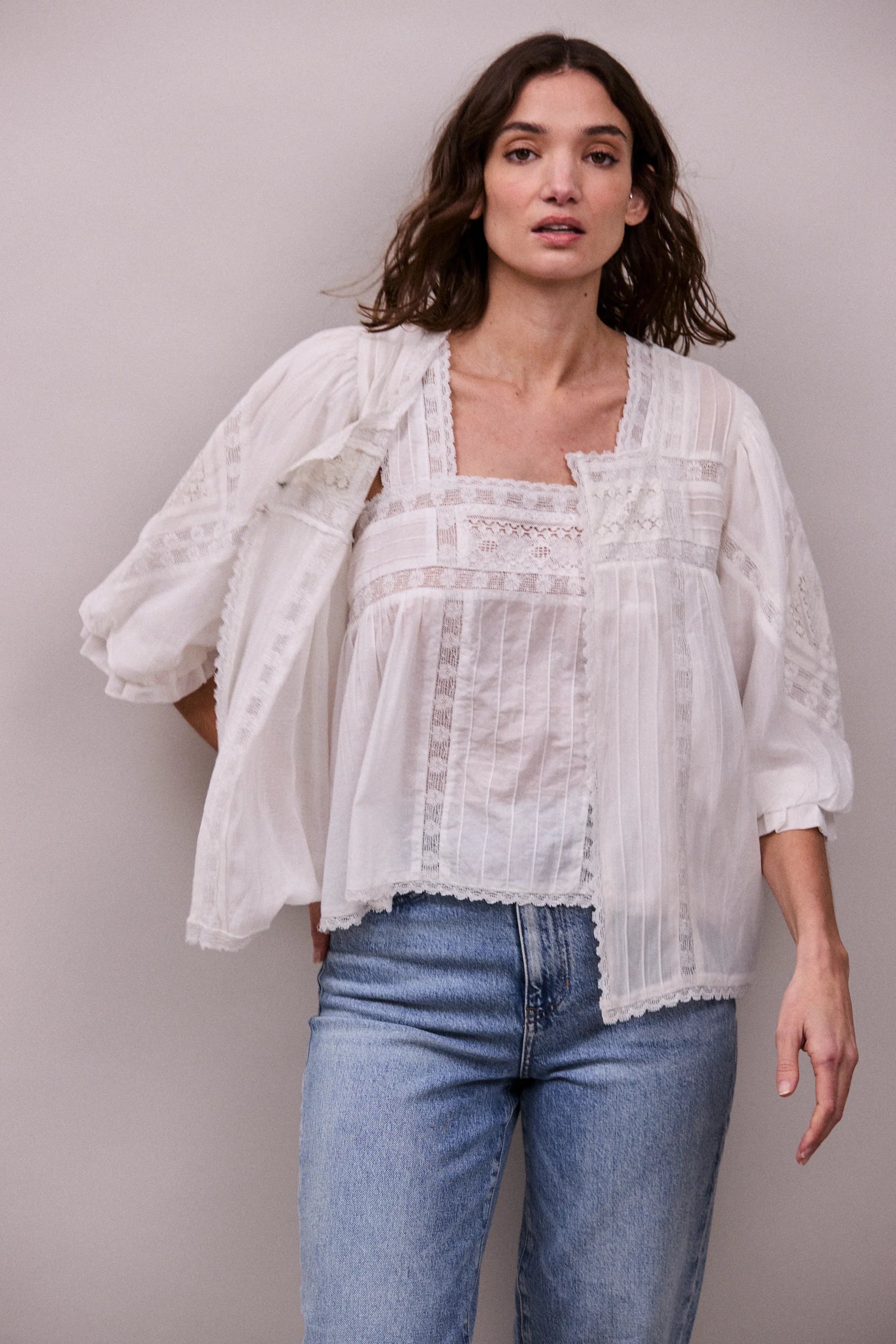 Faune Lulu Bed Jacket in White