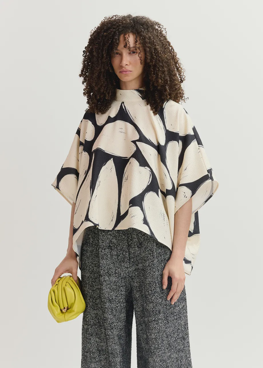 EA Gravy Draped Top in Black