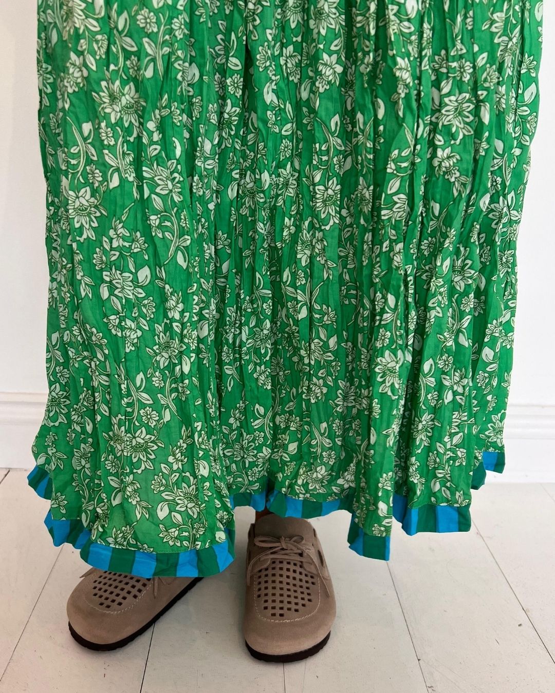 Handprint Dream Apparel Arista Skirt in Floral Green