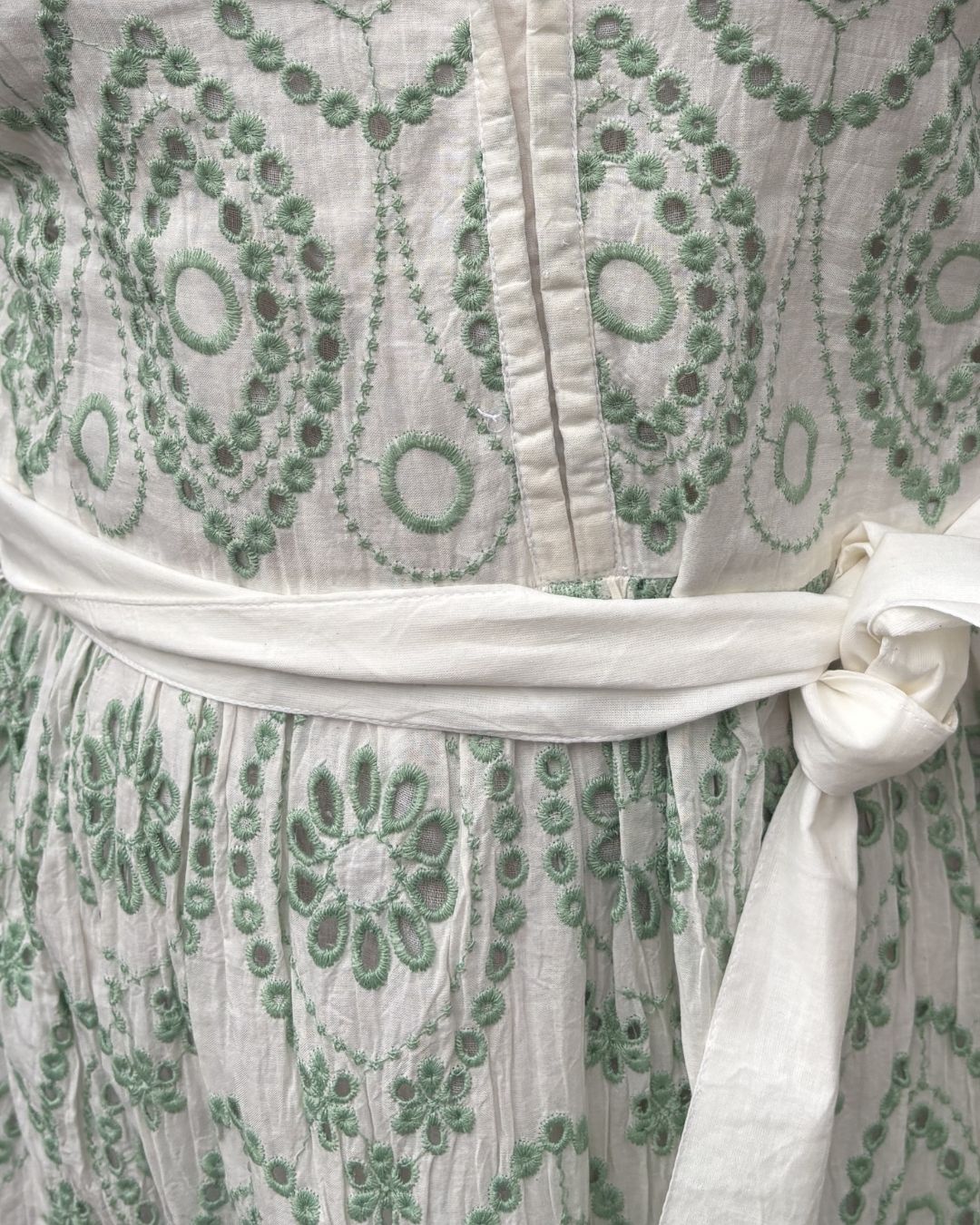 Handprint Dream Apparel Verde Dress in White Mint