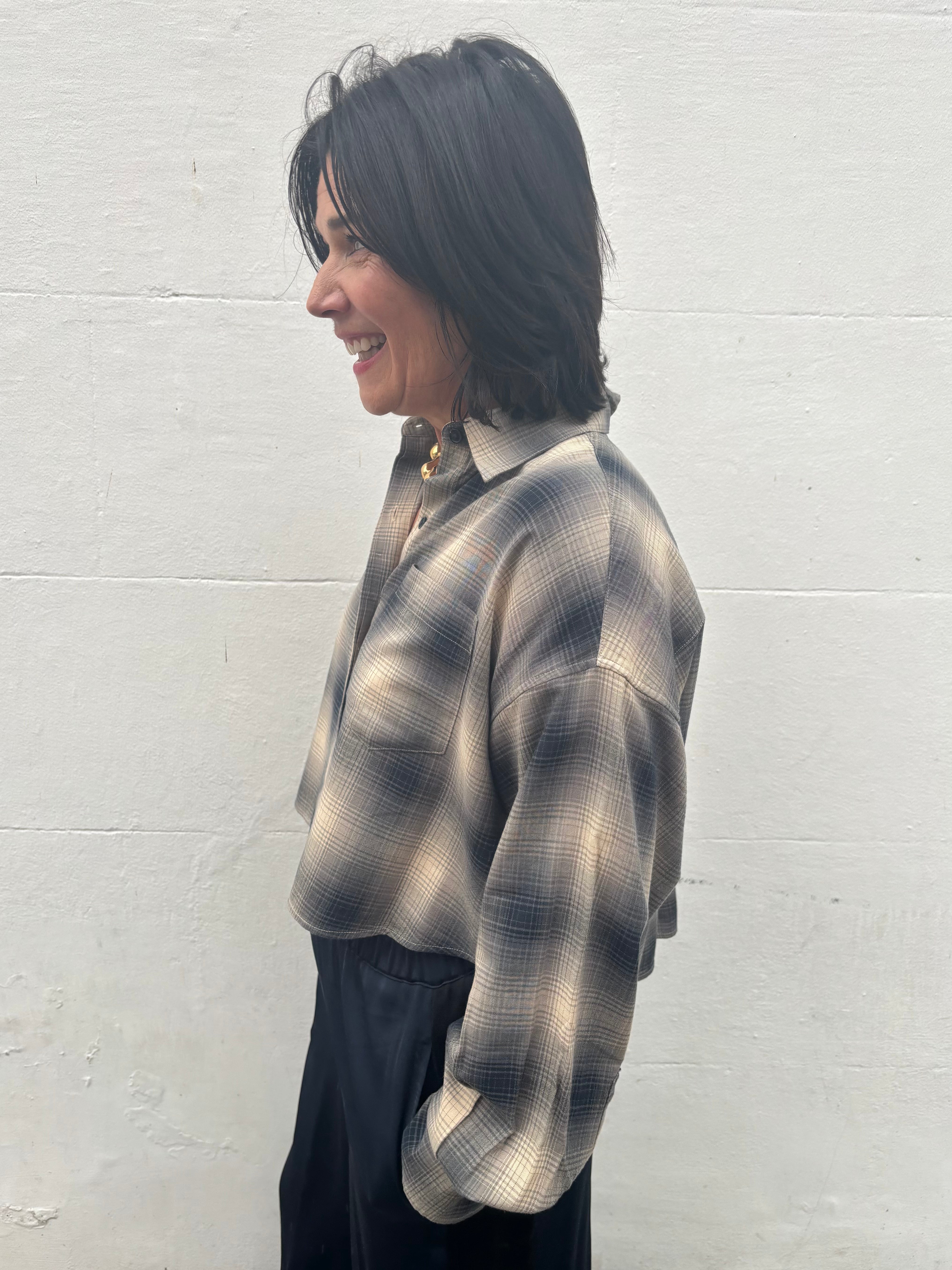 Rag & Bone Marin Cropped Plaid Shirt in Navy