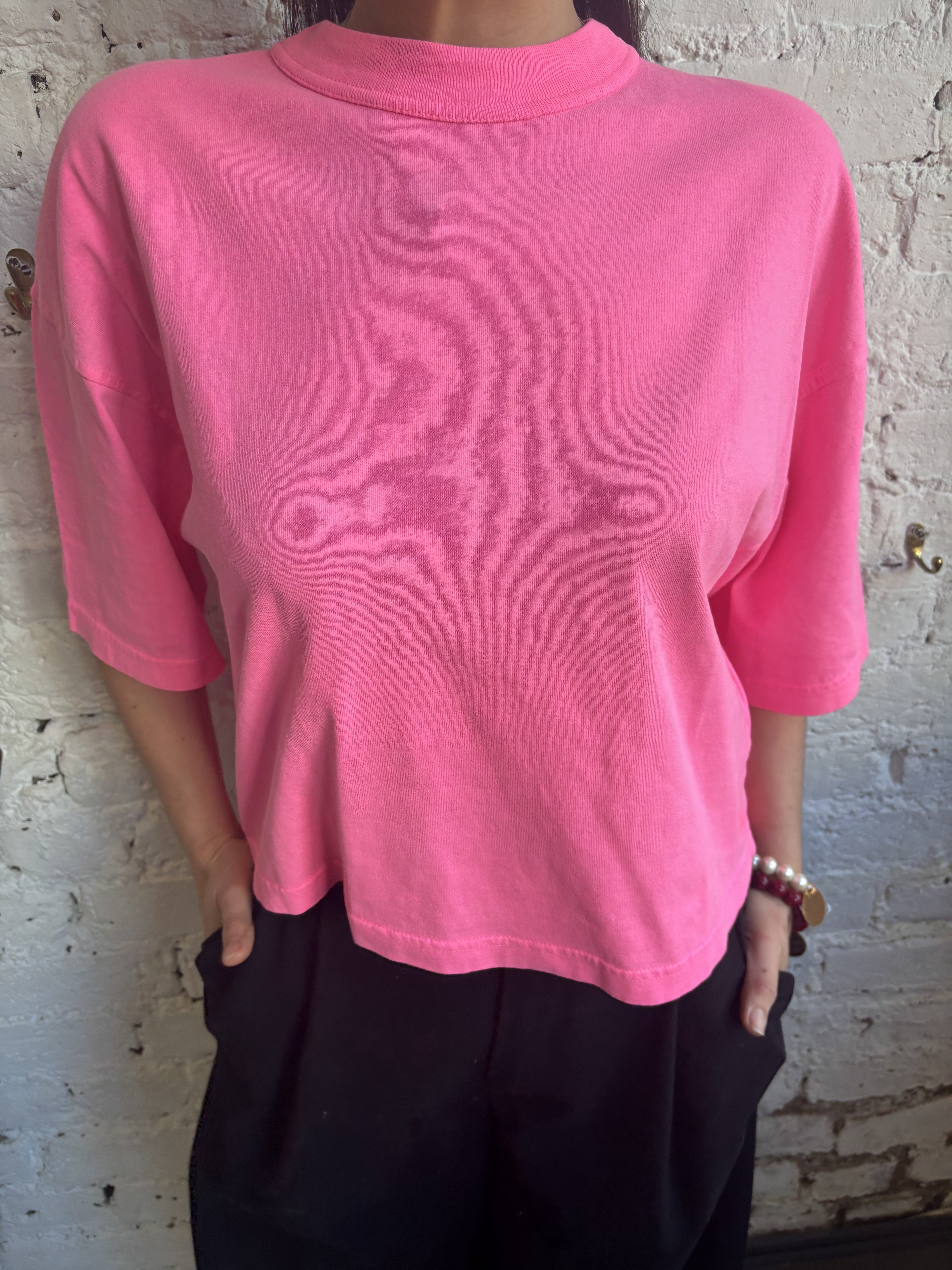 Bellerose Vosso Tee in Fluo Pink