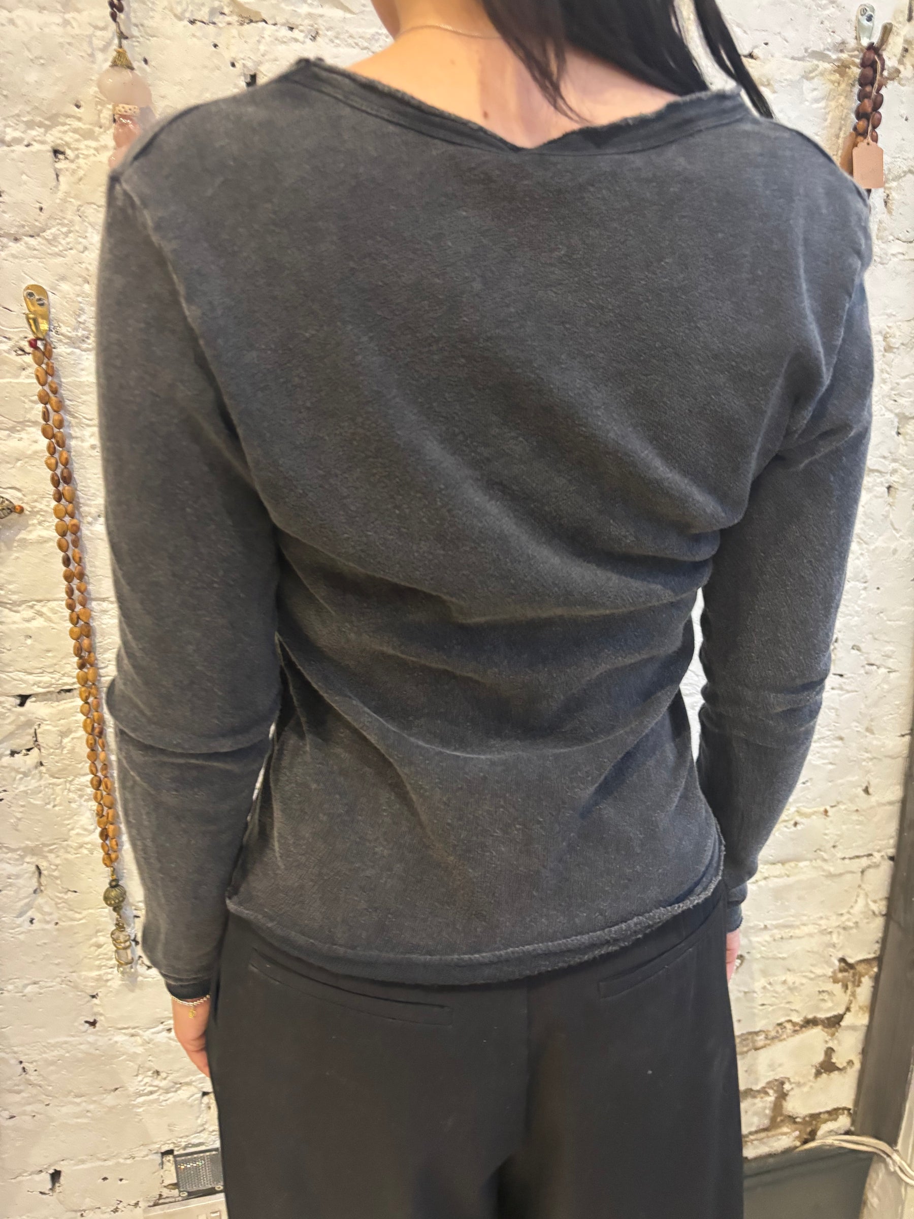 American Vintage Sonoma 02 LS Scoop Neck in Vintage Black