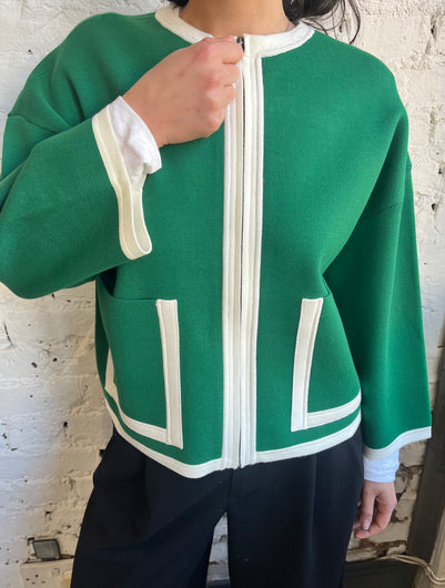 Essenitel Antwerp Jani Cardigan in Extra Green