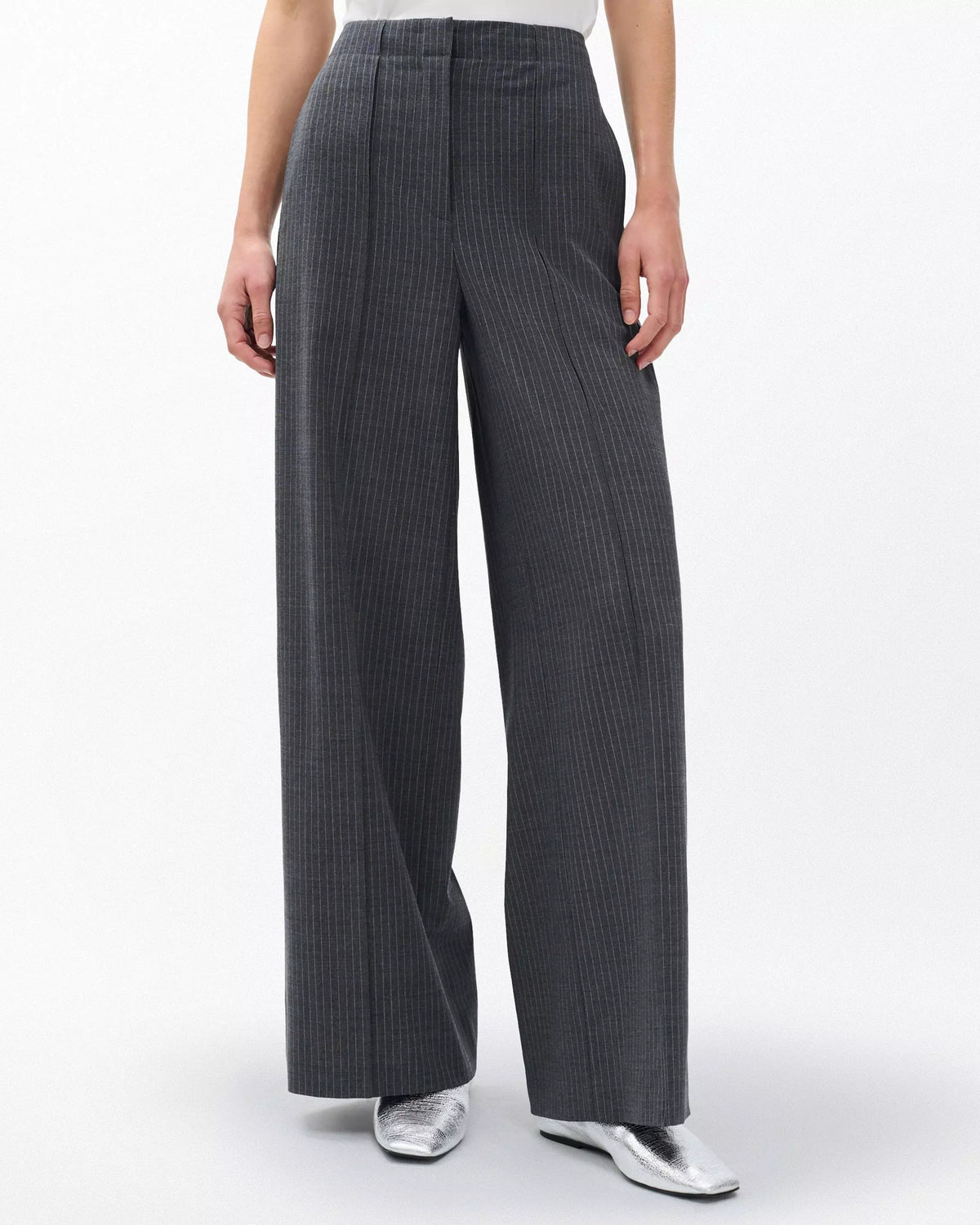 Rag & Bone Irina Stripe High Rise Tailored Pant in Grey Stripe
