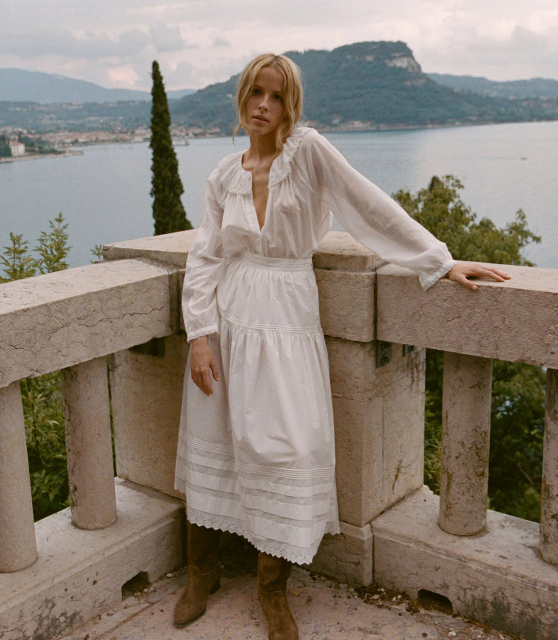 DÔEN Sebastian Skirt in Powder