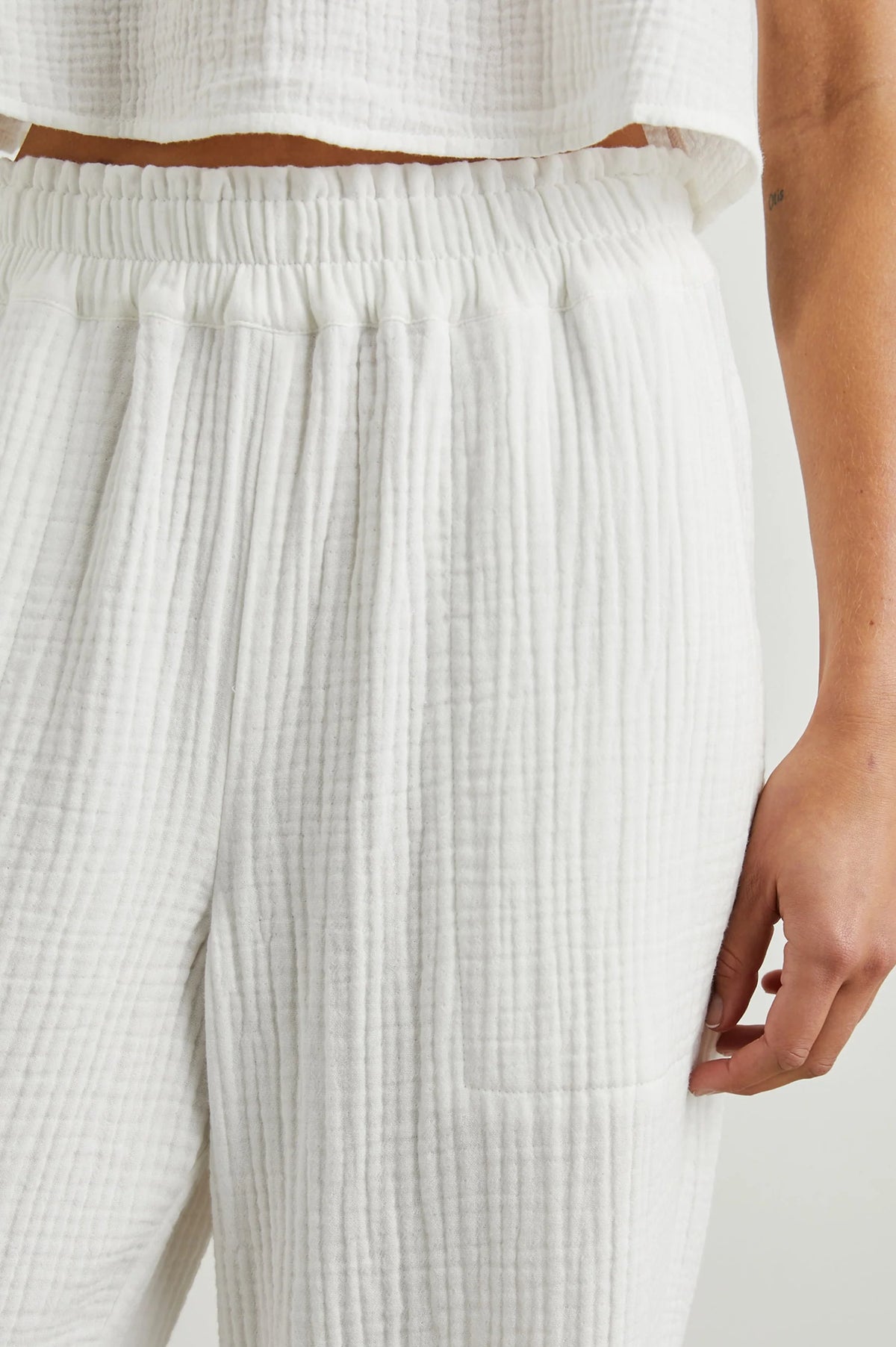 RAILS Leon Crop Trousers in White