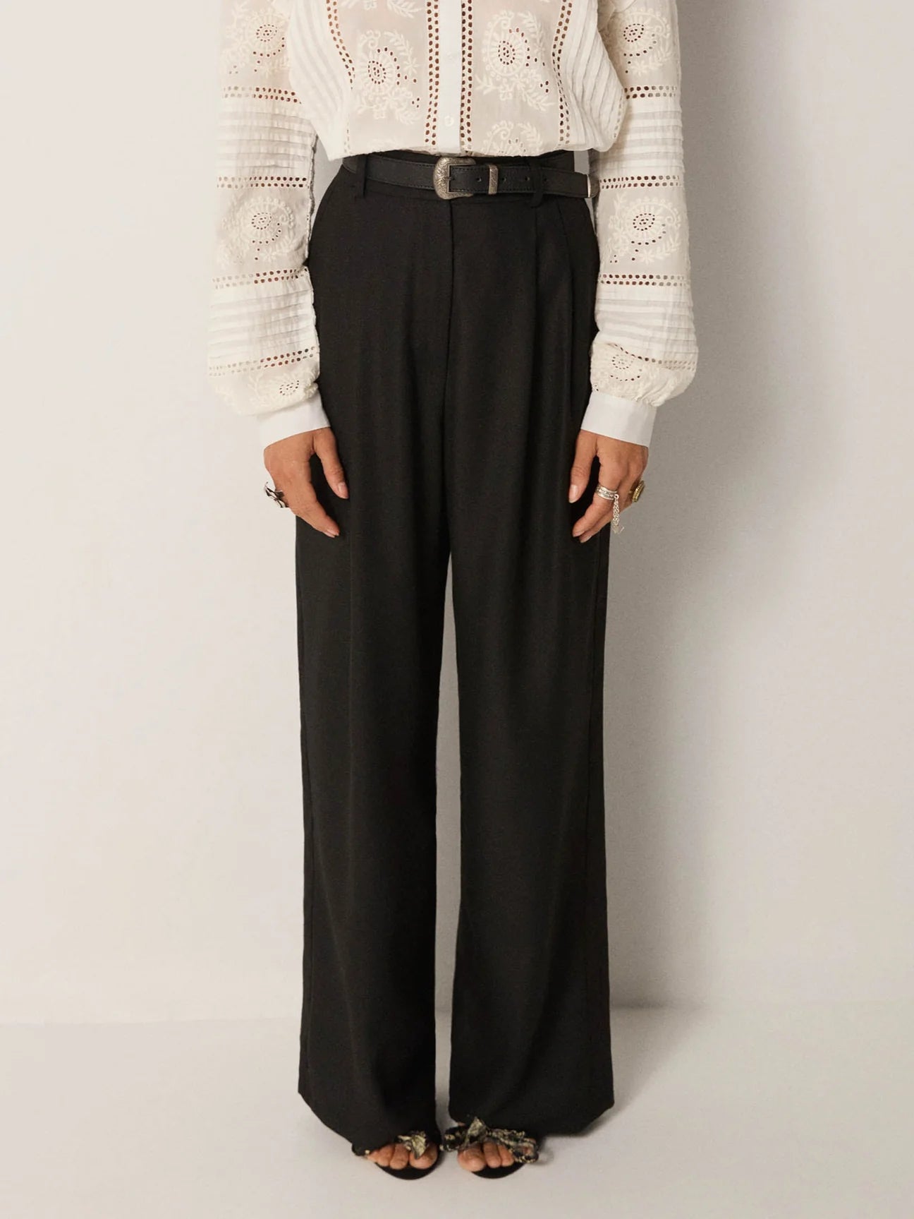 Maison Hotel Sinatra Pant in Black