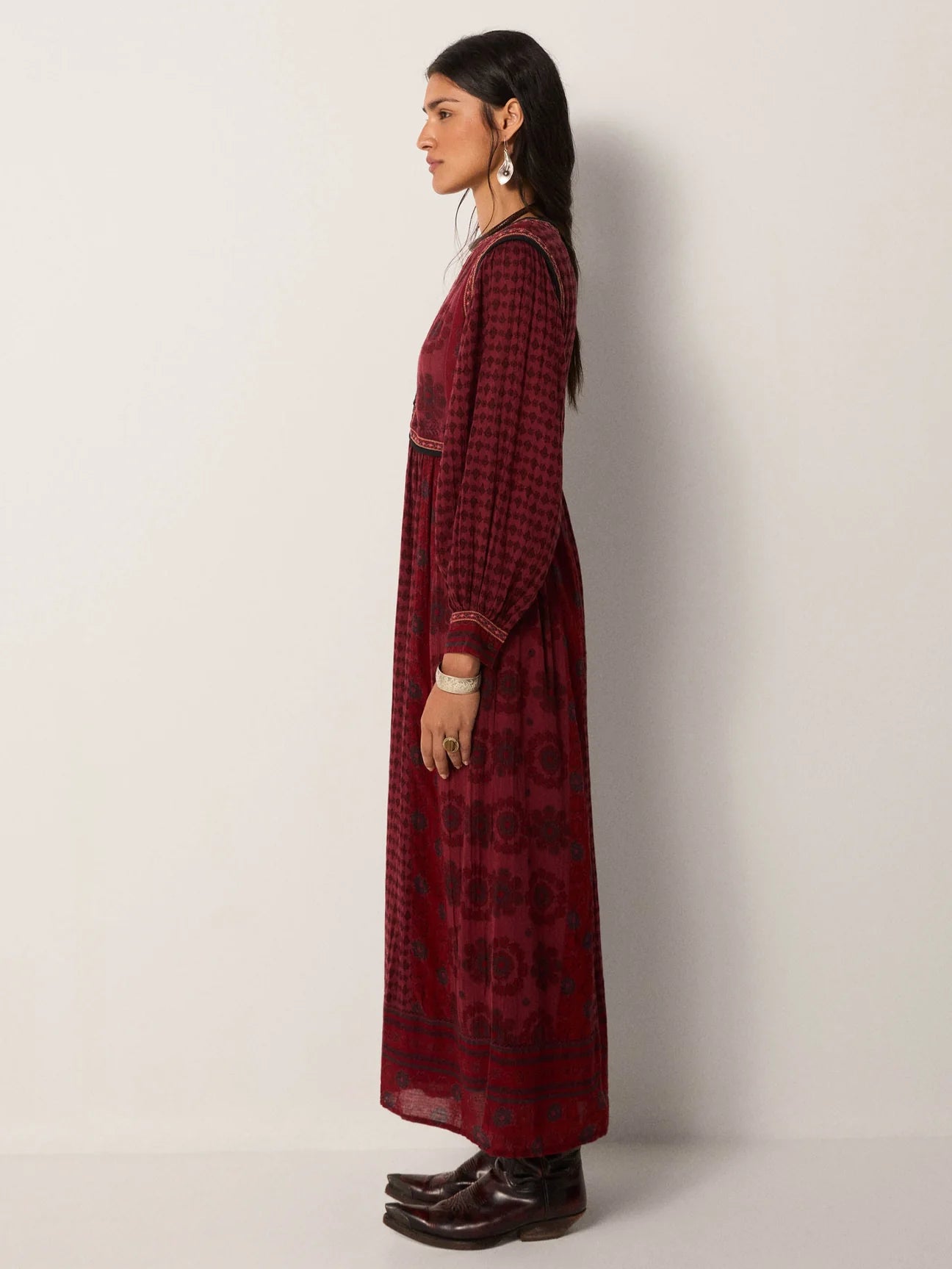 Maison Hotel Ginerva Dress in Bordeaux