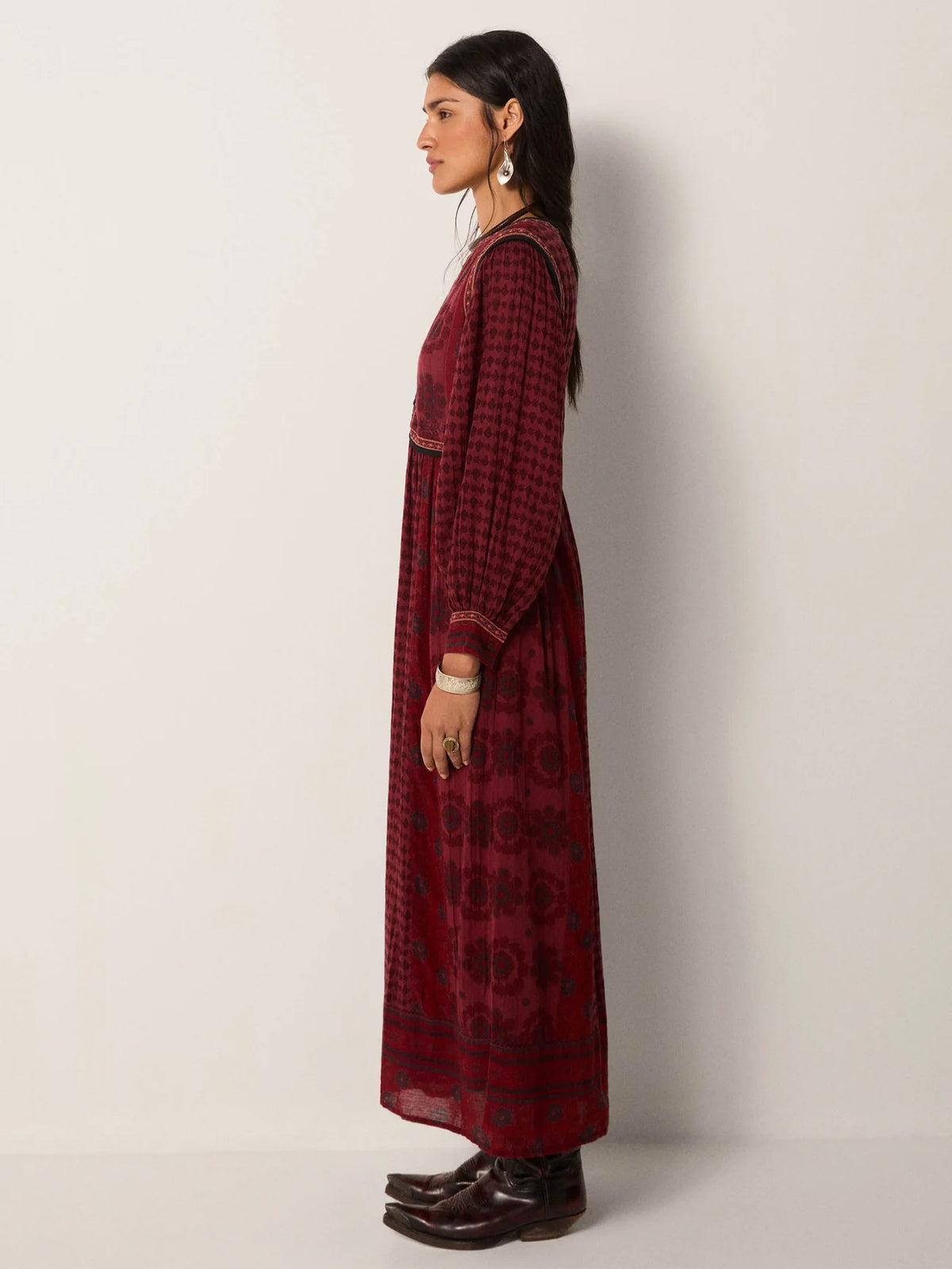 Maison Hotel Ginerva Dress in Bordeaux