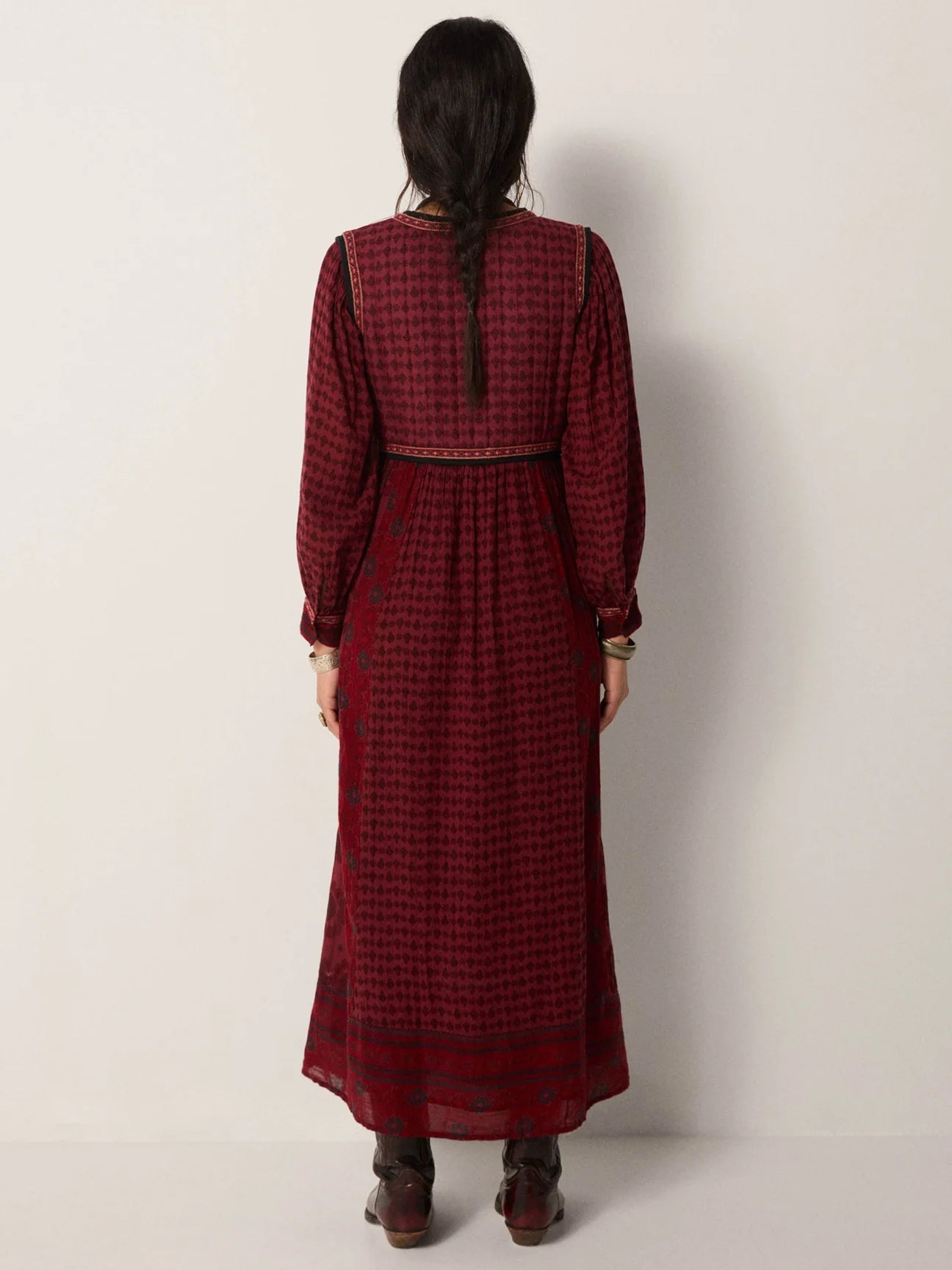 Maison Hotel Ginerva Dress in Bordeaux