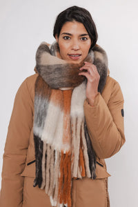 You added <b><u>R&P Mavy Scarf in Russet Check</u></b> to your cart.