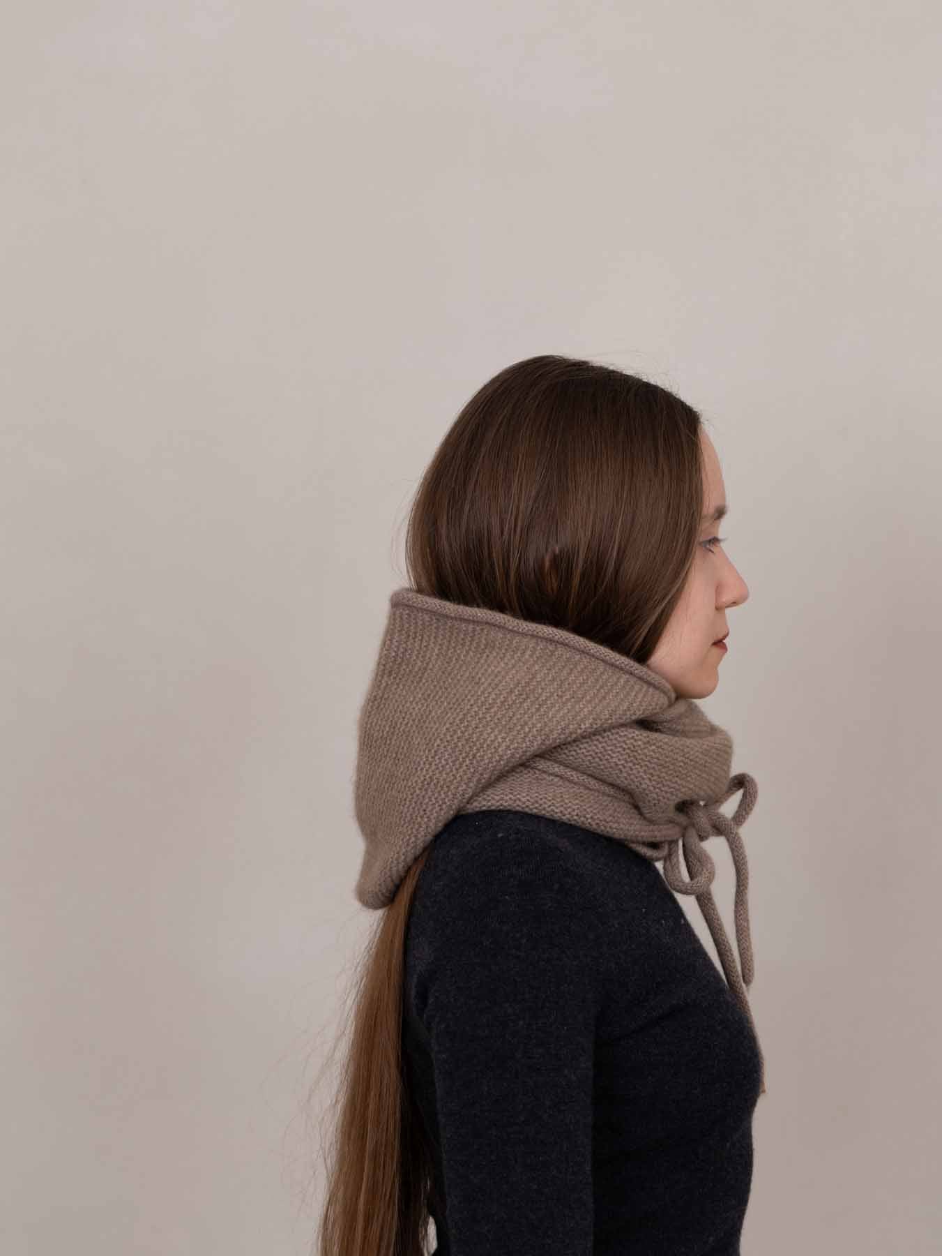 Oats & Rice Eden Cashmere Hooded Scarf - Beige