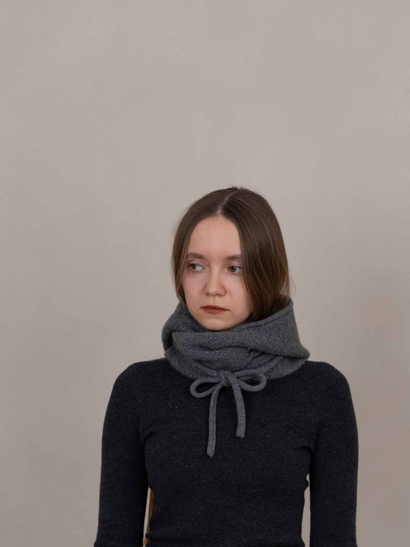 Oats & Rice Eden Cashmere Hooded Scarf - Grey