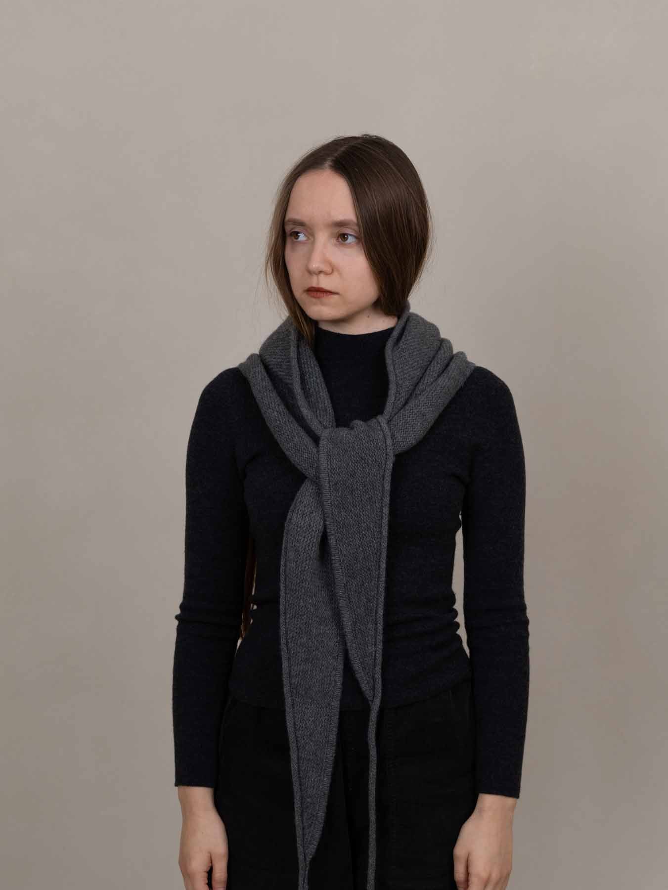 Oats & Rice Eden Cashmere Hooded Scarf - Grey
