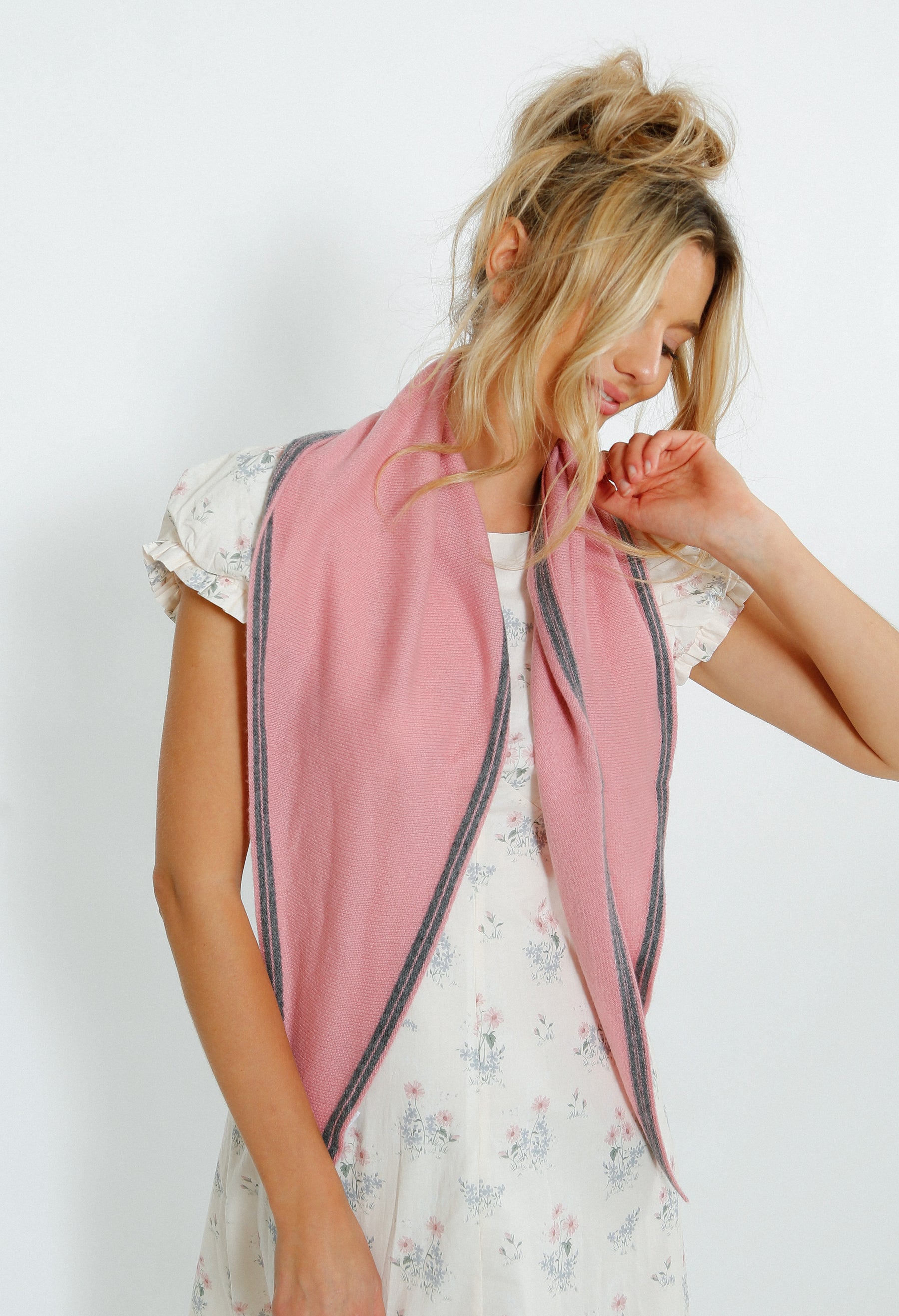PARK Spot Triangle Scarf