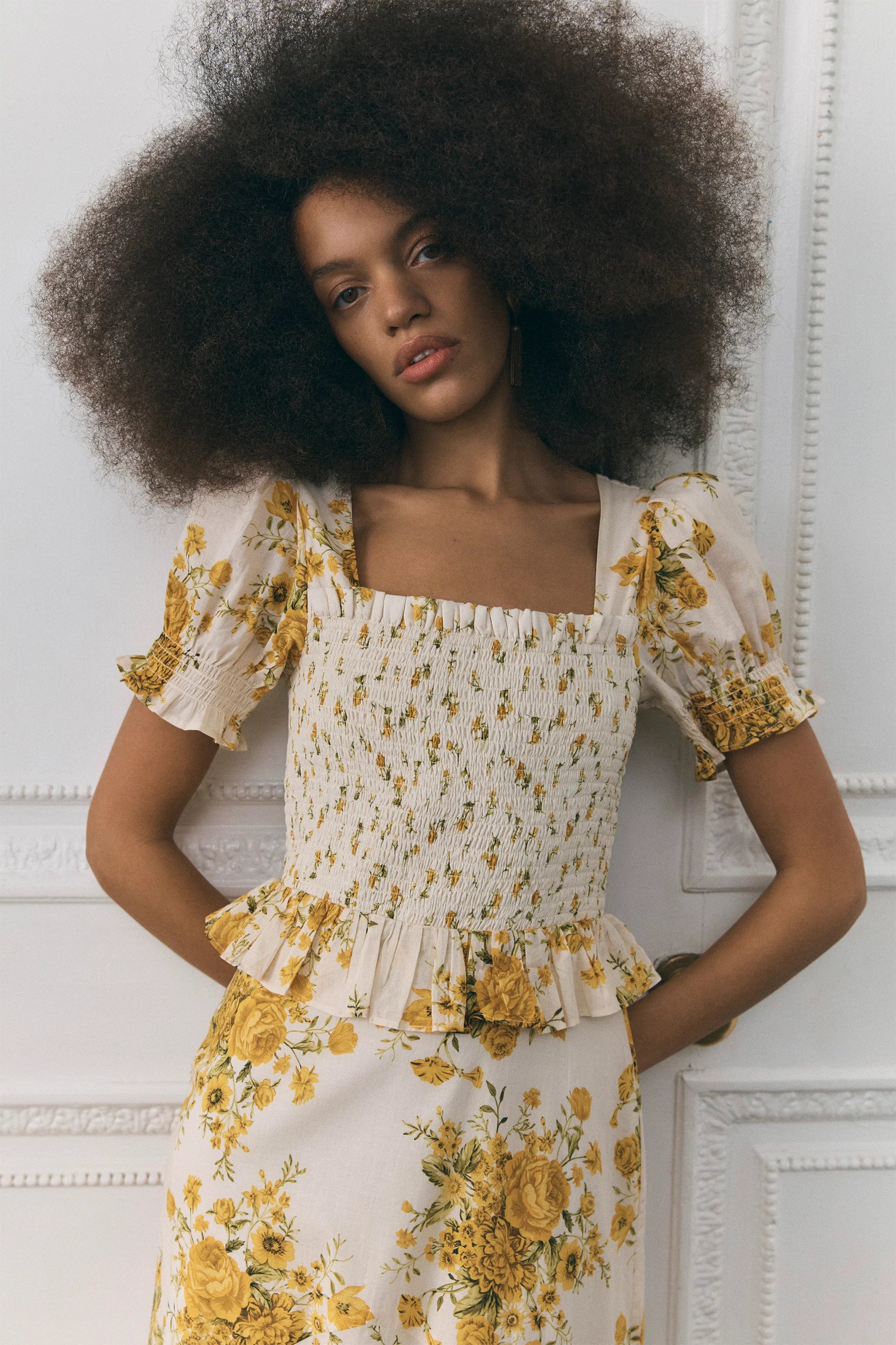 Queens of Archive Verity Dress in Mixed Yellow Prairie Floral – shopatanna
