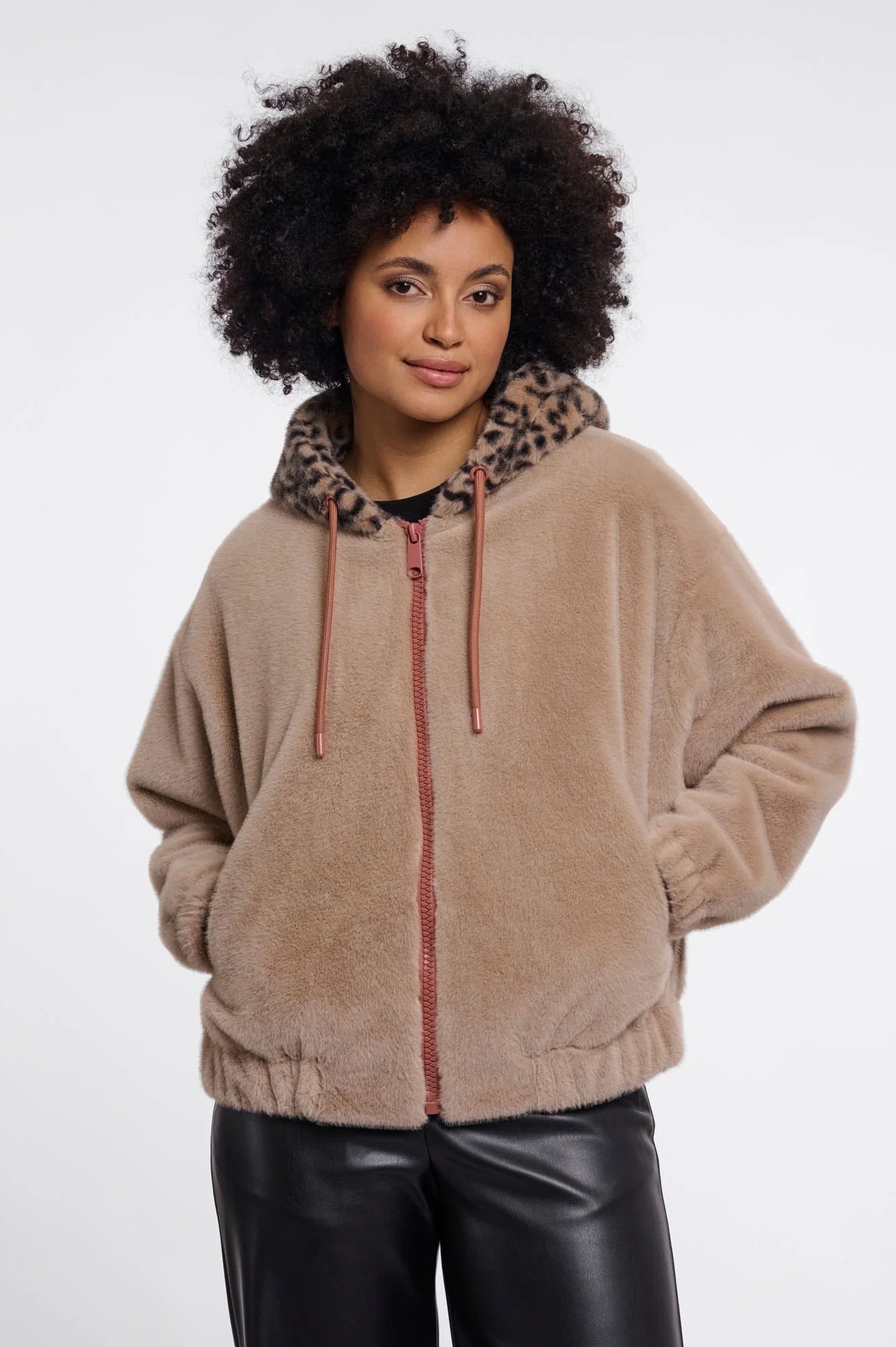 Rino & Pelle Ori Hooded Jacket - Oat, Leo
