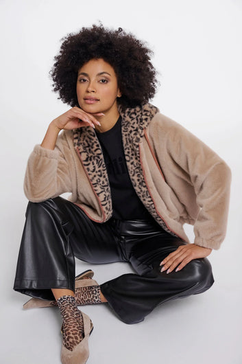 Rino & Pelle Ori Hooded Jacket - Oat, Leo