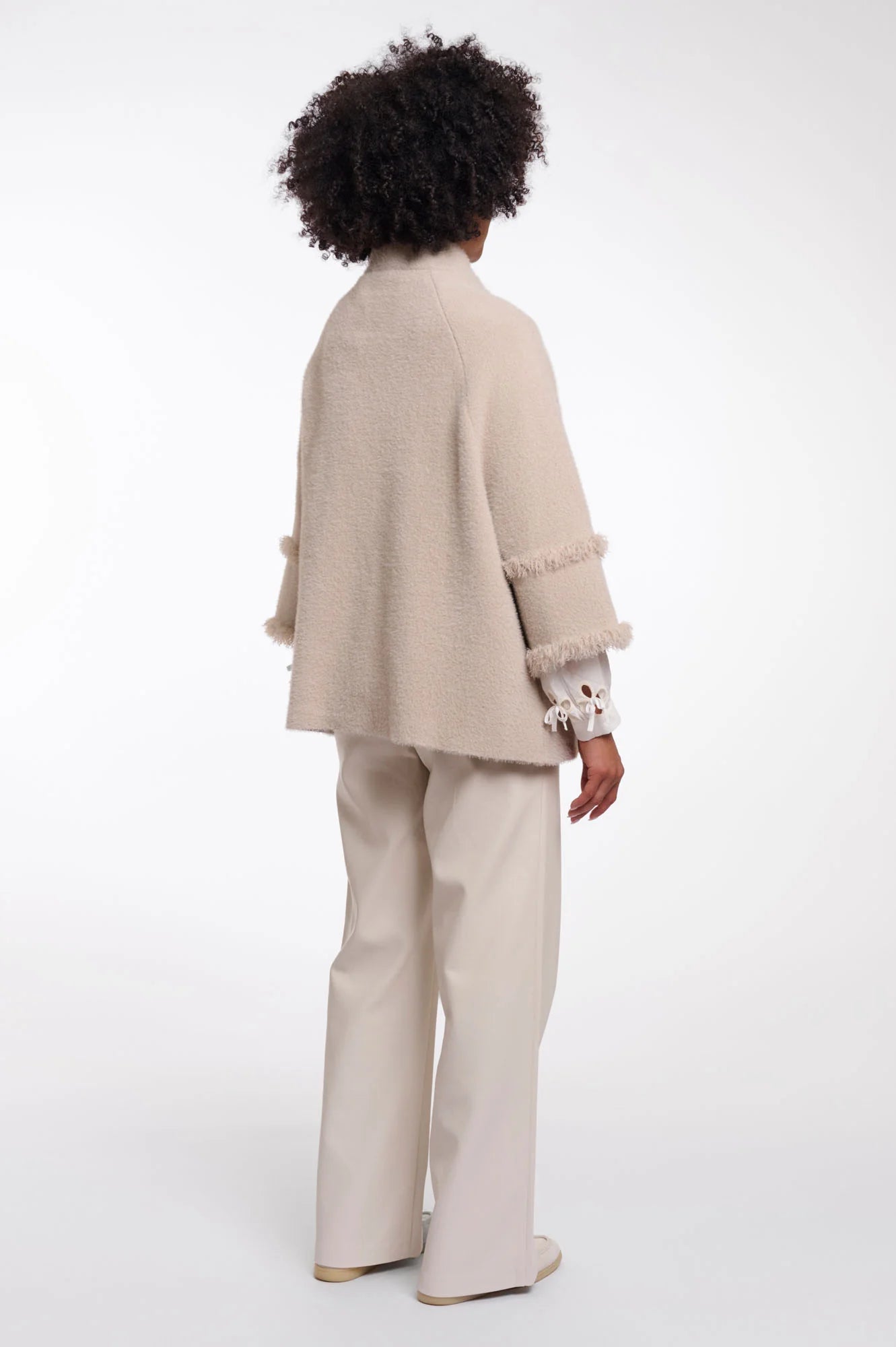 Rino & Pelle Sabe Fringe Cape in Stone