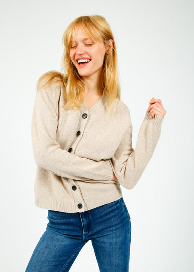 JU Saddle Cardi in Garlic