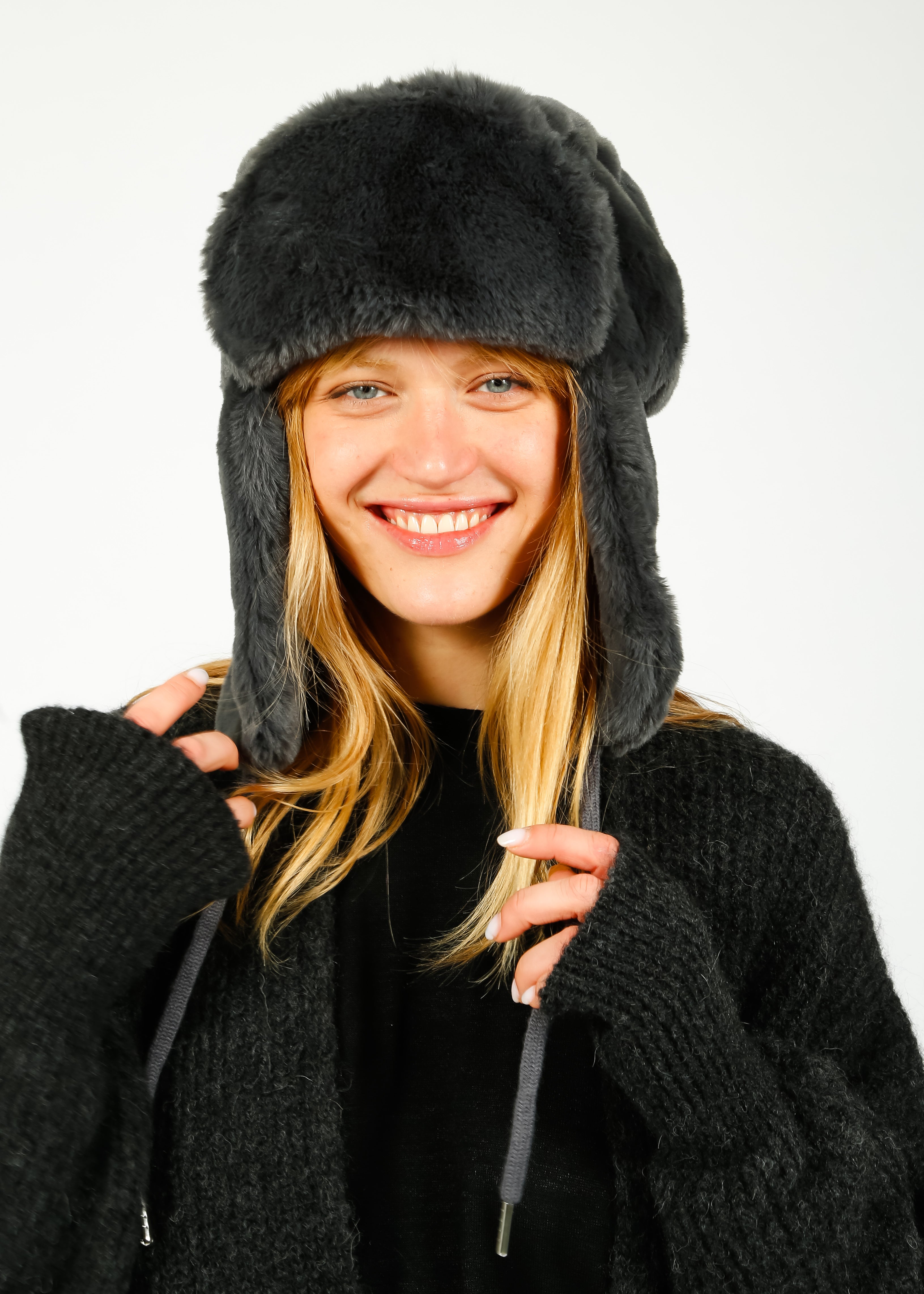 R&P Adele Faux Fur Hat in Night