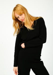 You added <b><u>RAILS Hollyn Knit in Black</u></b> to your cart.