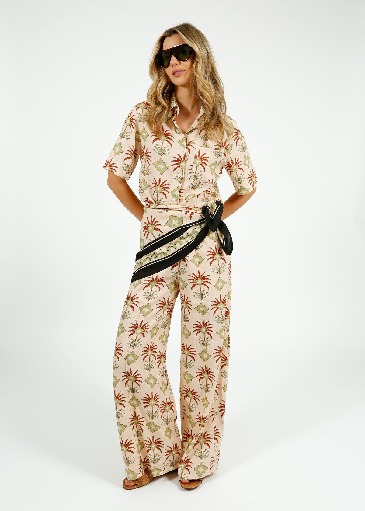 Primrose Park Kylie Trousers in Maxi Palm Cream