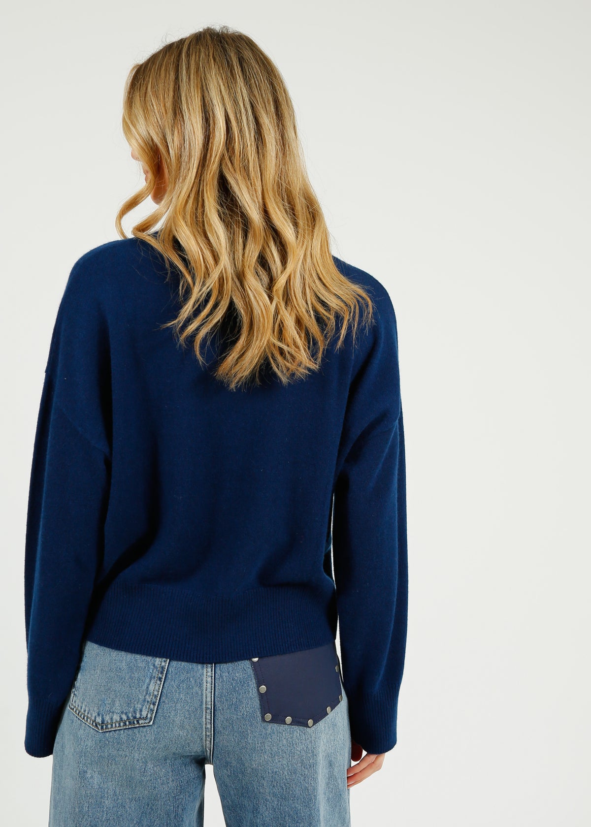 PARK Cashmere Boyfriend Jumper in Navy