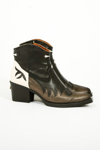 You added <b><u>NEMONIC Short Cowboy in Black</u></b> to your cart.