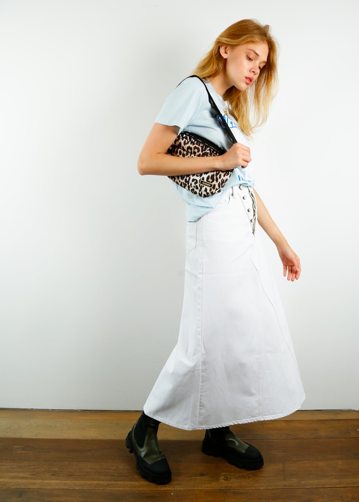 GANNI T3533 Basic Jersey Flower Tee in Ice